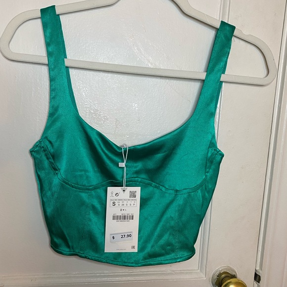 Green Silk Zara Crop-top Small - Picture 3 of 3
